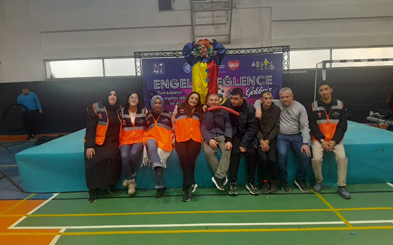 593449298 1165020372476298 1481175058899966337 N (1)