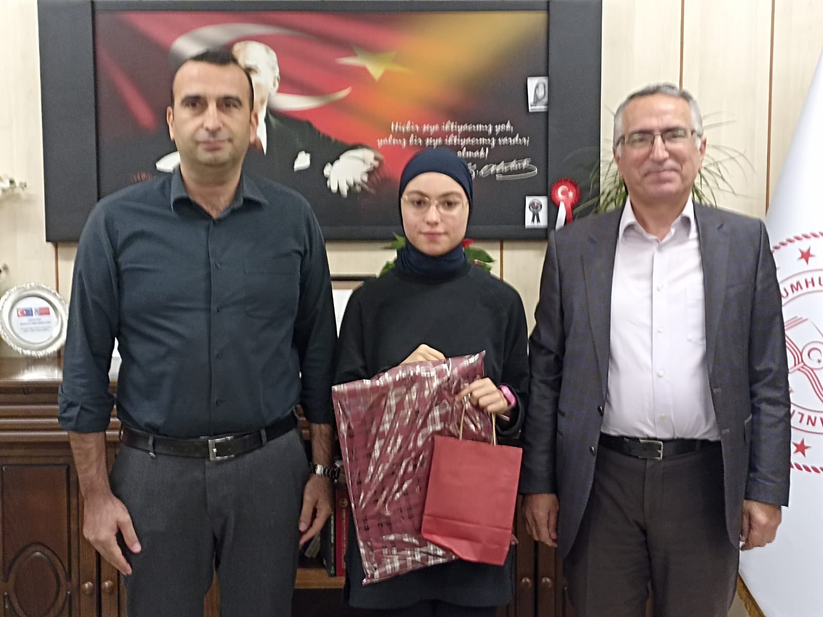 593967697 122275397120222458 5313718673999604654 N