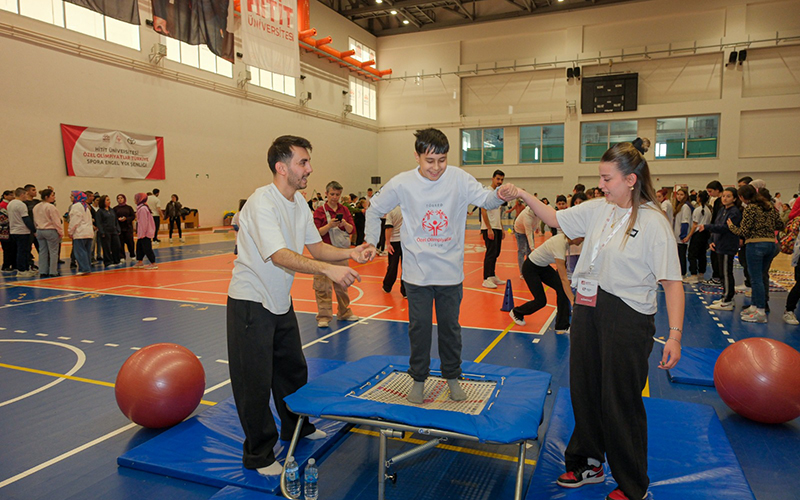 594123060 1654067326034835 7739531413671601206 N