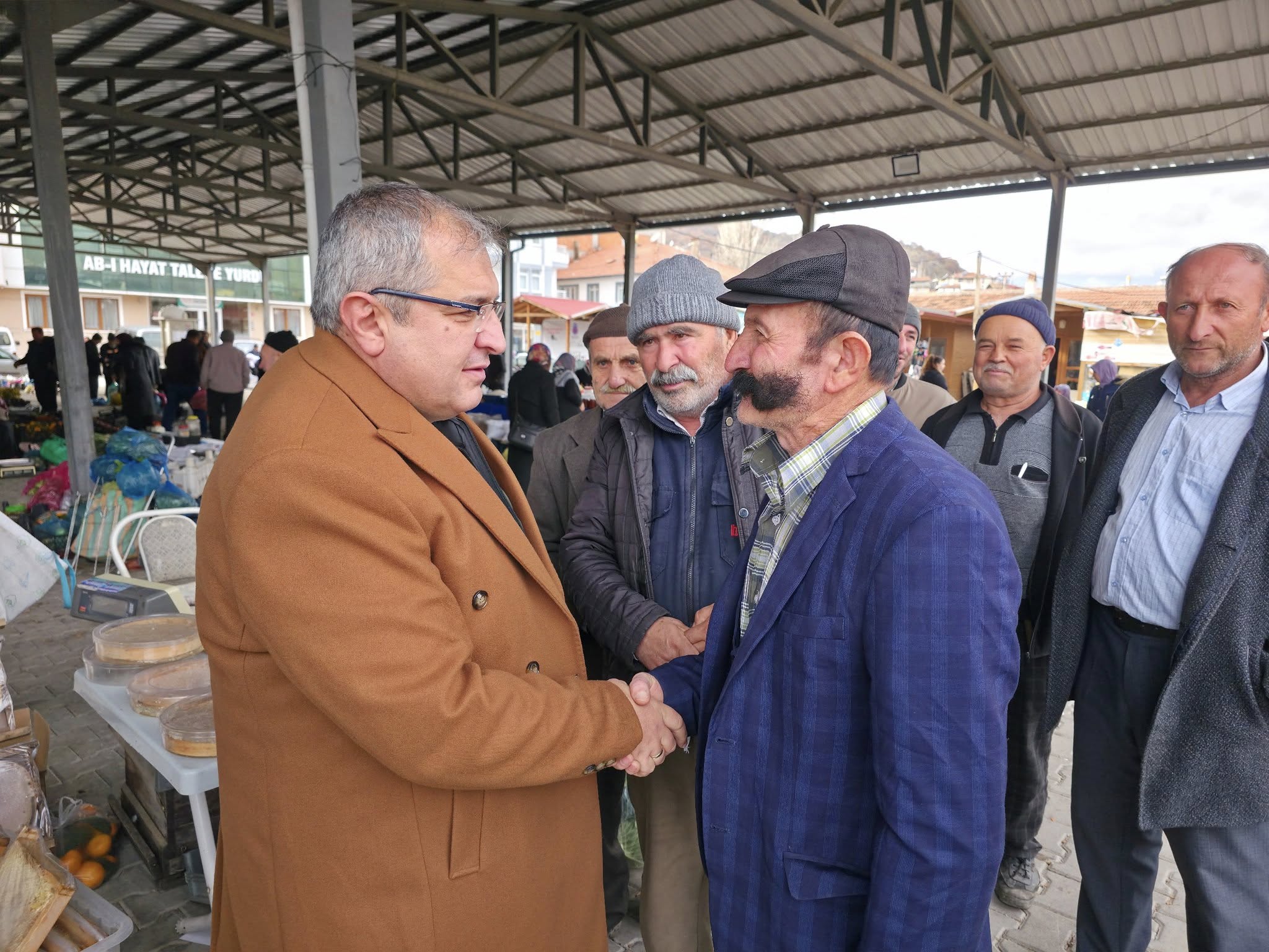 596698207 1994899224388834 2708782383258328005 N