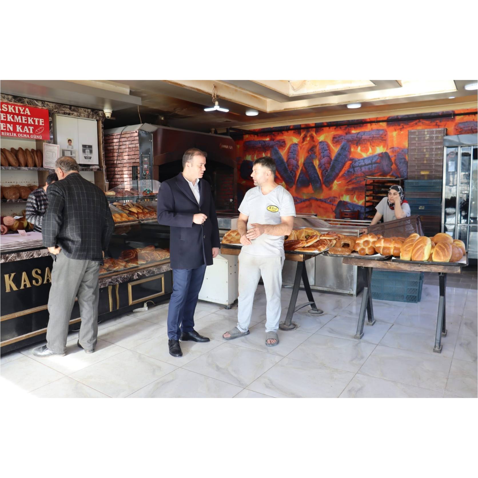 598712167 1163772939203367 7890881555012784785 N