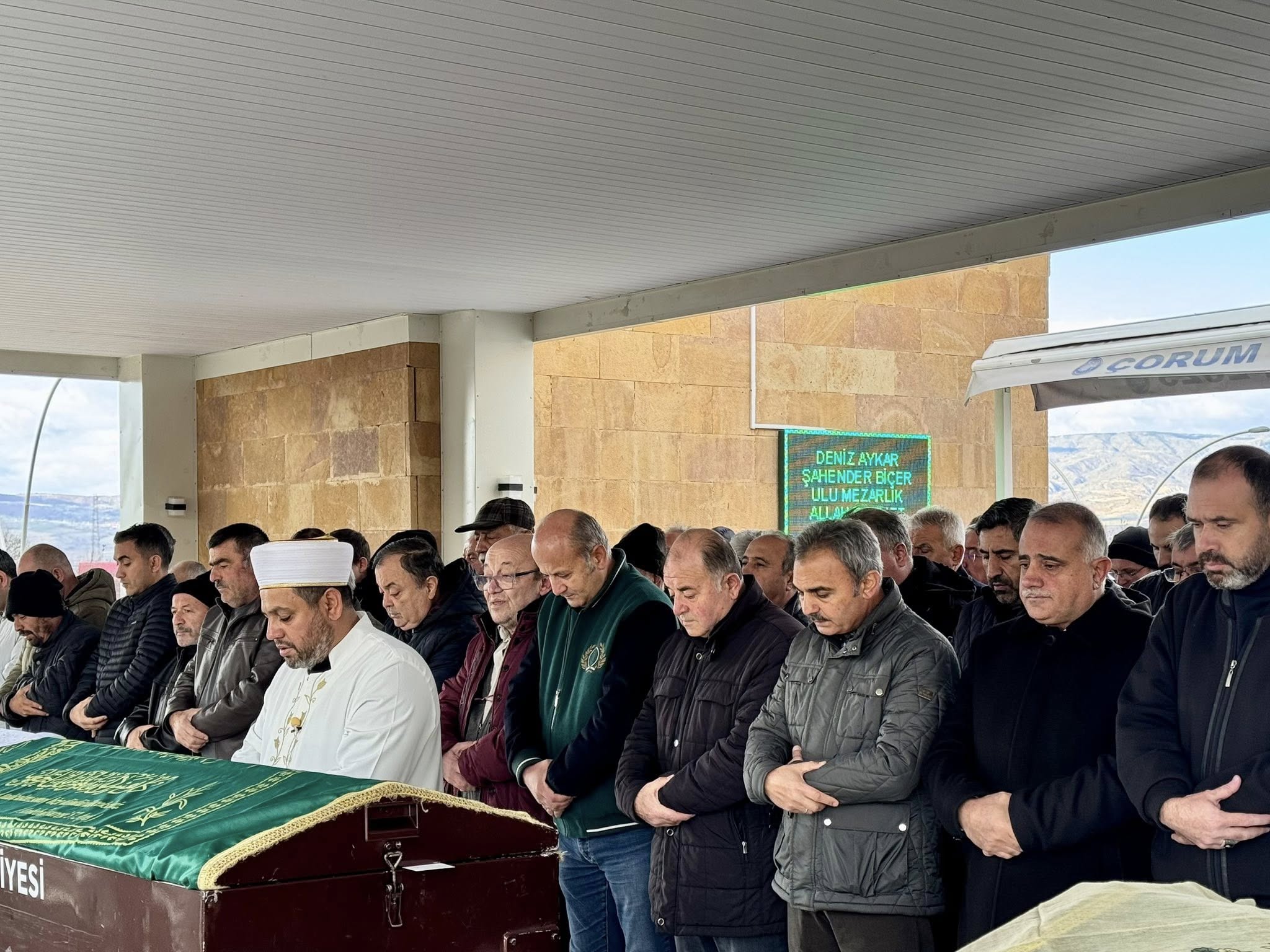 598790999 10164124825319298 7745547241220159861 N