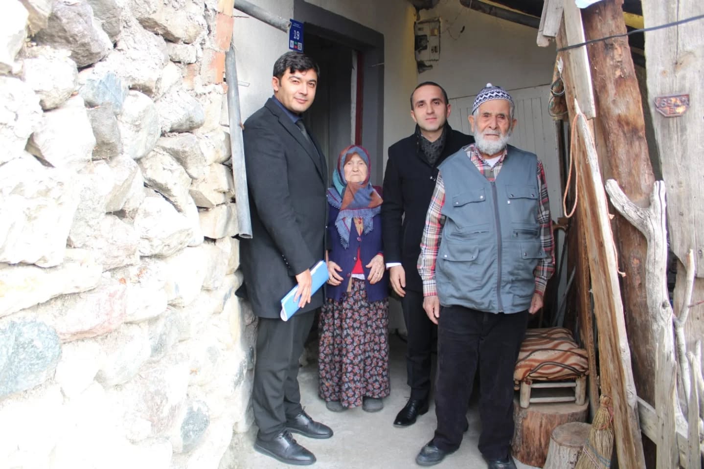 603051421 18053896388661521 2774777961652979990 N