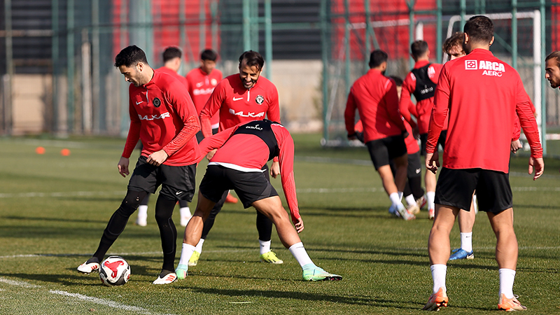 A A 20251203 39879214 39879201 C O R U M F K A L A N Y A S P O R M A C I N I N H A Z I R L I K L A R I N I S U R D U R D U