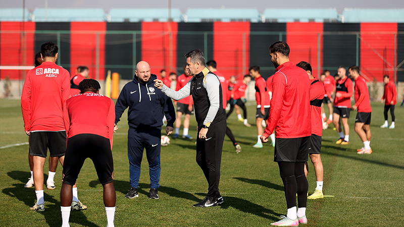 A A 20251203 39879214 39879211 C O R U M F K A L A N Y A S P O R M A C I N I N H A Z I R L I K L A R I N I S U R D U R D U