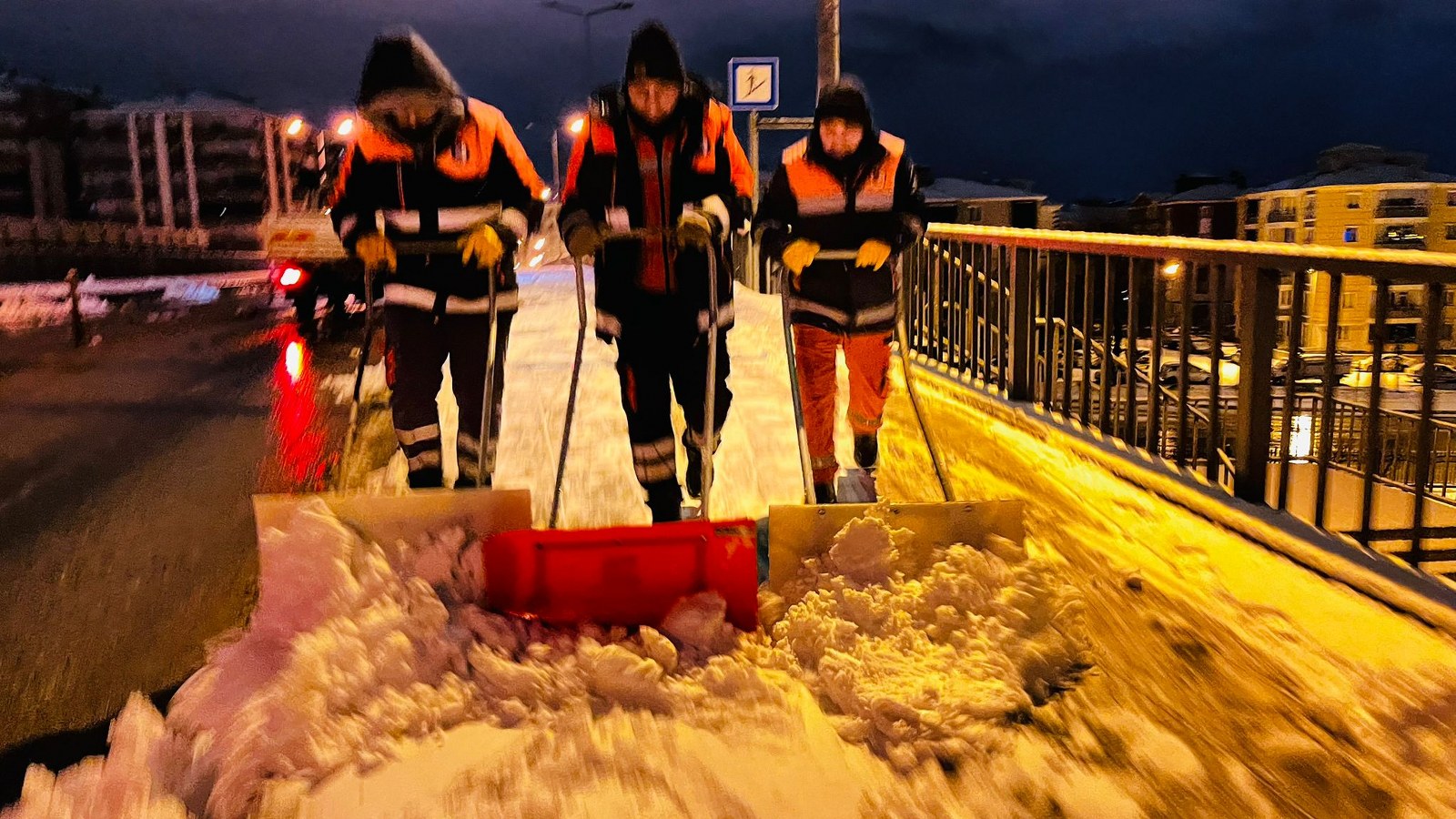 Belediye Ekiplerinden “Kar” Mesaisi (2) 1600X900