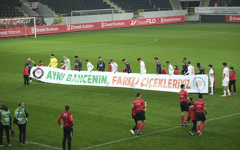 Özel Bireyler Çorum Fk Maçı’ndaydı (1)