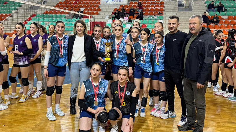 607998741 1311936944303605 8350808171588878737 N