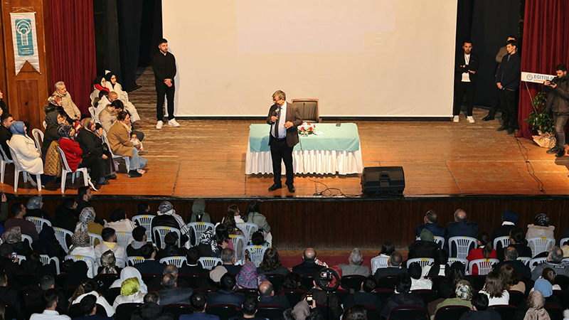 618077378 1293008472863063 742444928533971636 N