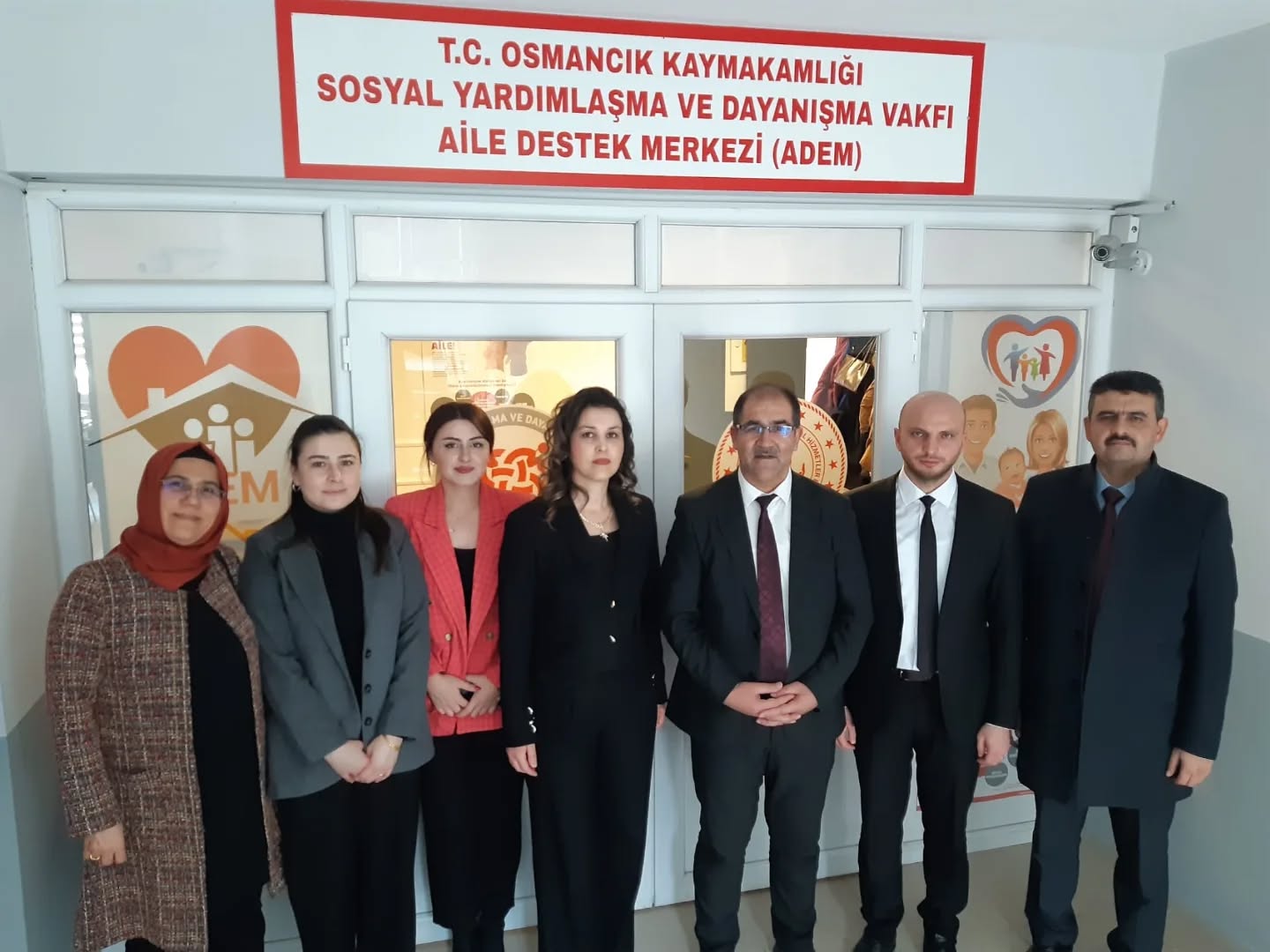 623692840 18347273503238372 8788722137604565891 N