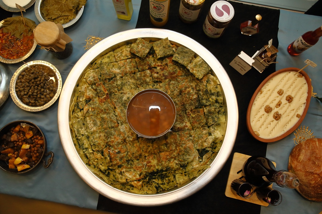 A A 20260113 40240654 40240647 C O R U M G A S T R O N O M I S E H R I O L M A Y A H A Z I R L A N I Y O R