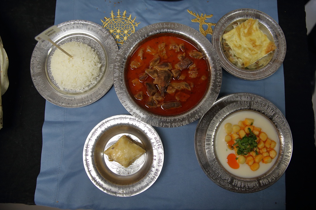 A A 20260113 40240654 40240648 C O R U M G A S T R O N O M I S E H R I O L M A Y A H A Z I R L A N I Y O R