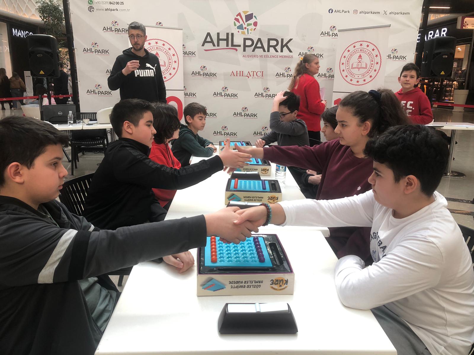 0D4D90A7 55C6 47D0 B44A A52276650D55