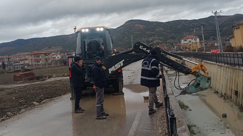 625824376 18443369005109195 5389358118375632279 N