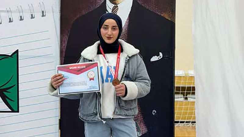 637899795 2045836325961790 2305515448886344978 N