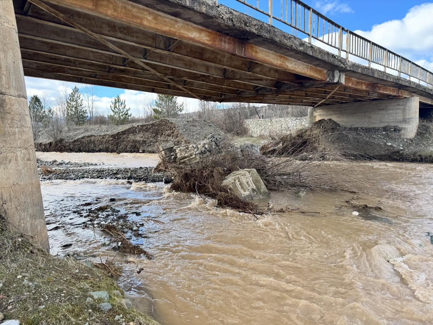 639505631 17940052392134090 5576652181137842930 N