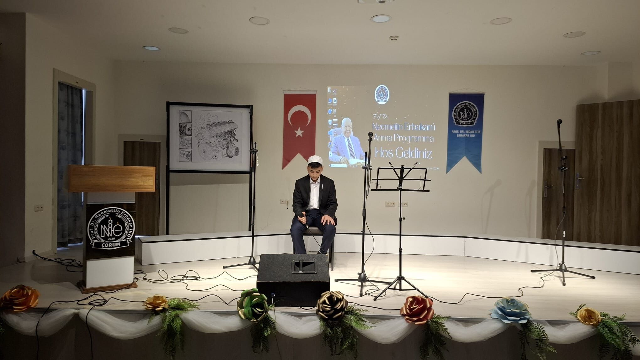 642298431 122160276116706748 1999961802235716997 N