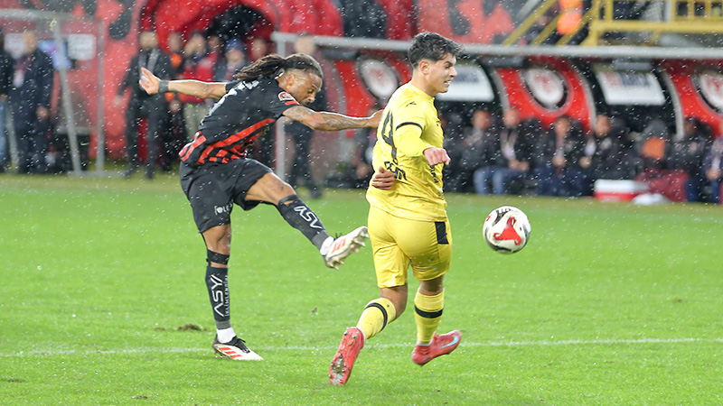 A A 20260213 40547844 40547836 C O R U M F K I S T A N B U L S P O R