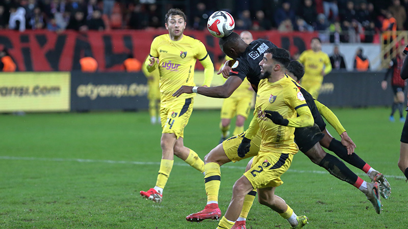 A A 20260213 40547844 40547838 C O R U M F K I S T A N B U L S P O R