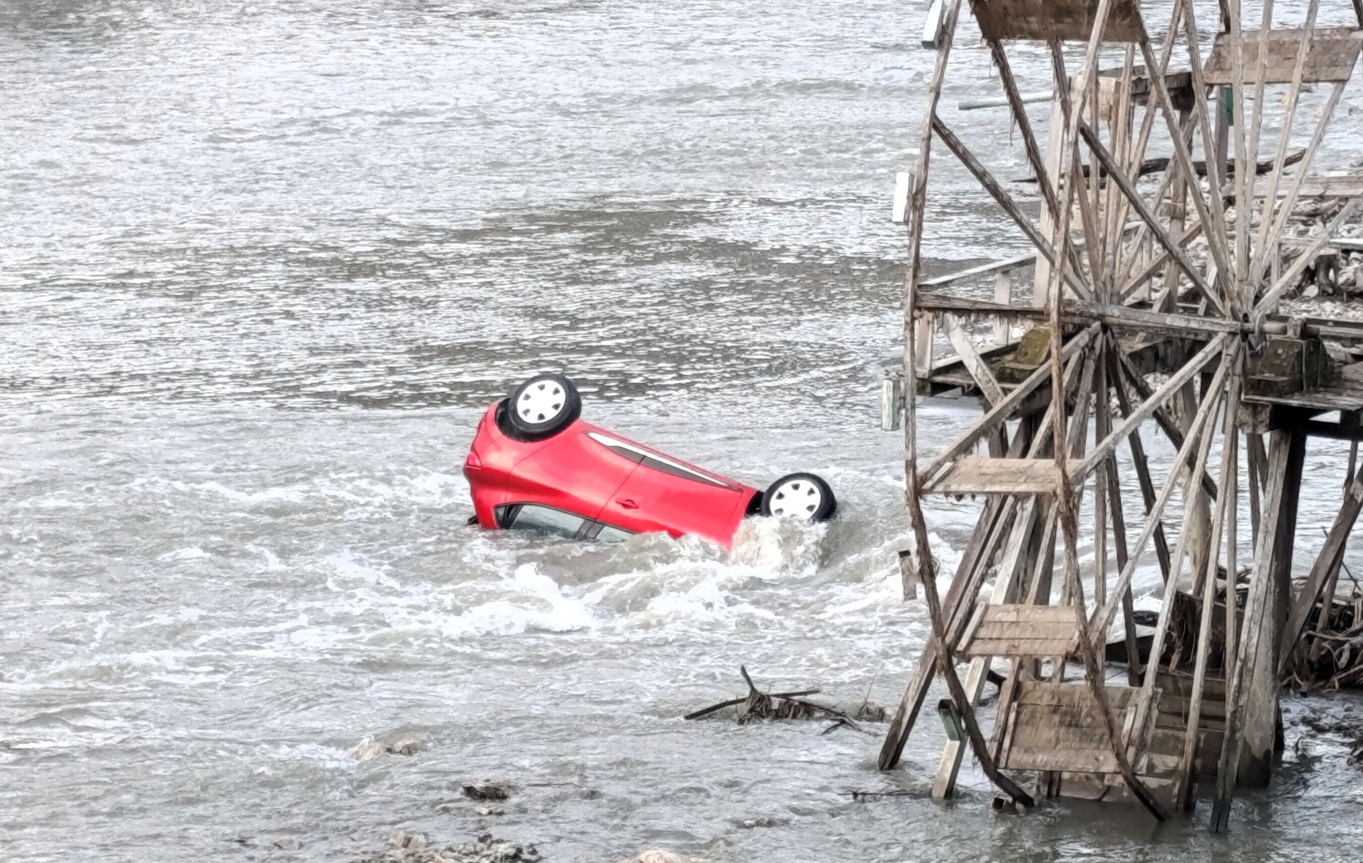 A A 20260226 40670046 40670042 A M A S Y A D A N E H R E D U S E N O T O M O B I L D E K I 2 K I S I Y A R A L A N D I