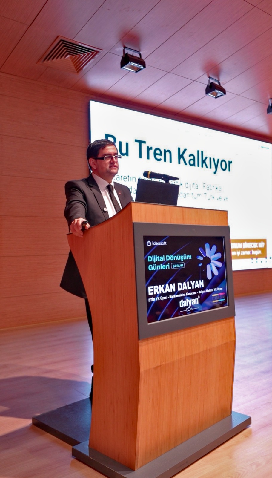 Bfa450D4 7Cdb 425B 98E1 Dc4Ae27E0Fc7