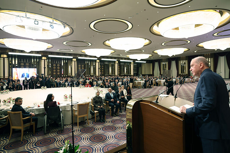 2026 03 18 A A 40864312