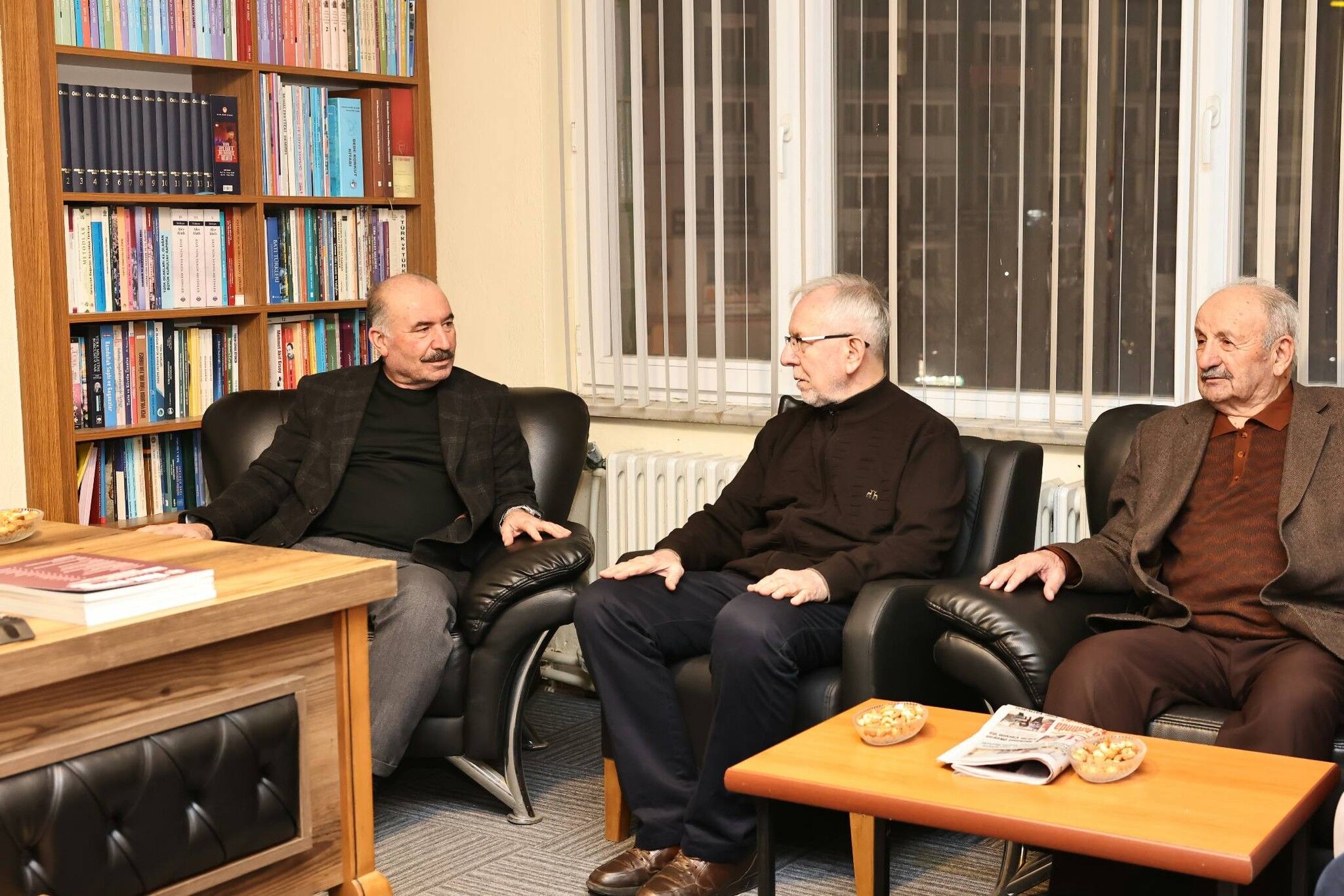 649112119 1332628168901093 2974715318550023287 N