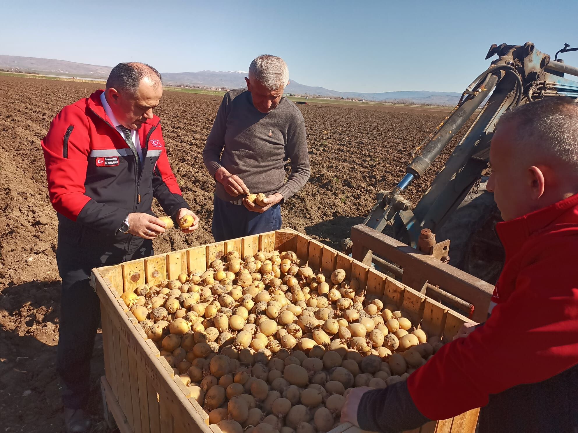 650821178 122227194038108366 4105079456638360702 N