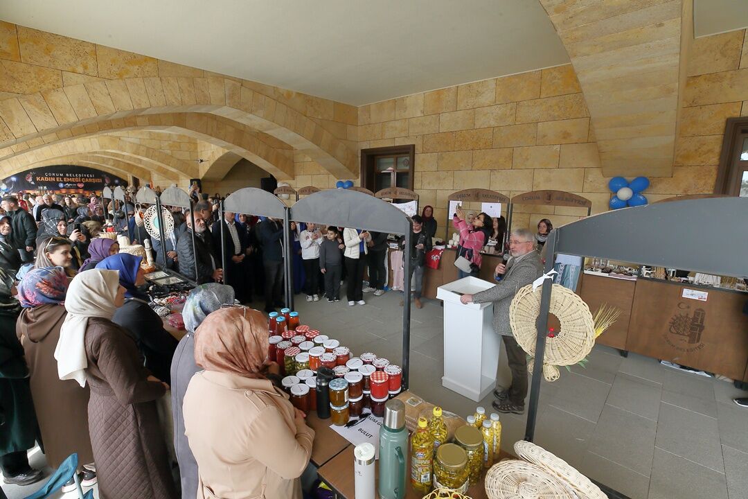 A A 20260328 40950432 40950426 C O R U M D A K A D I N E M E G I S A T I S S T A N T L A R I A C I L D I