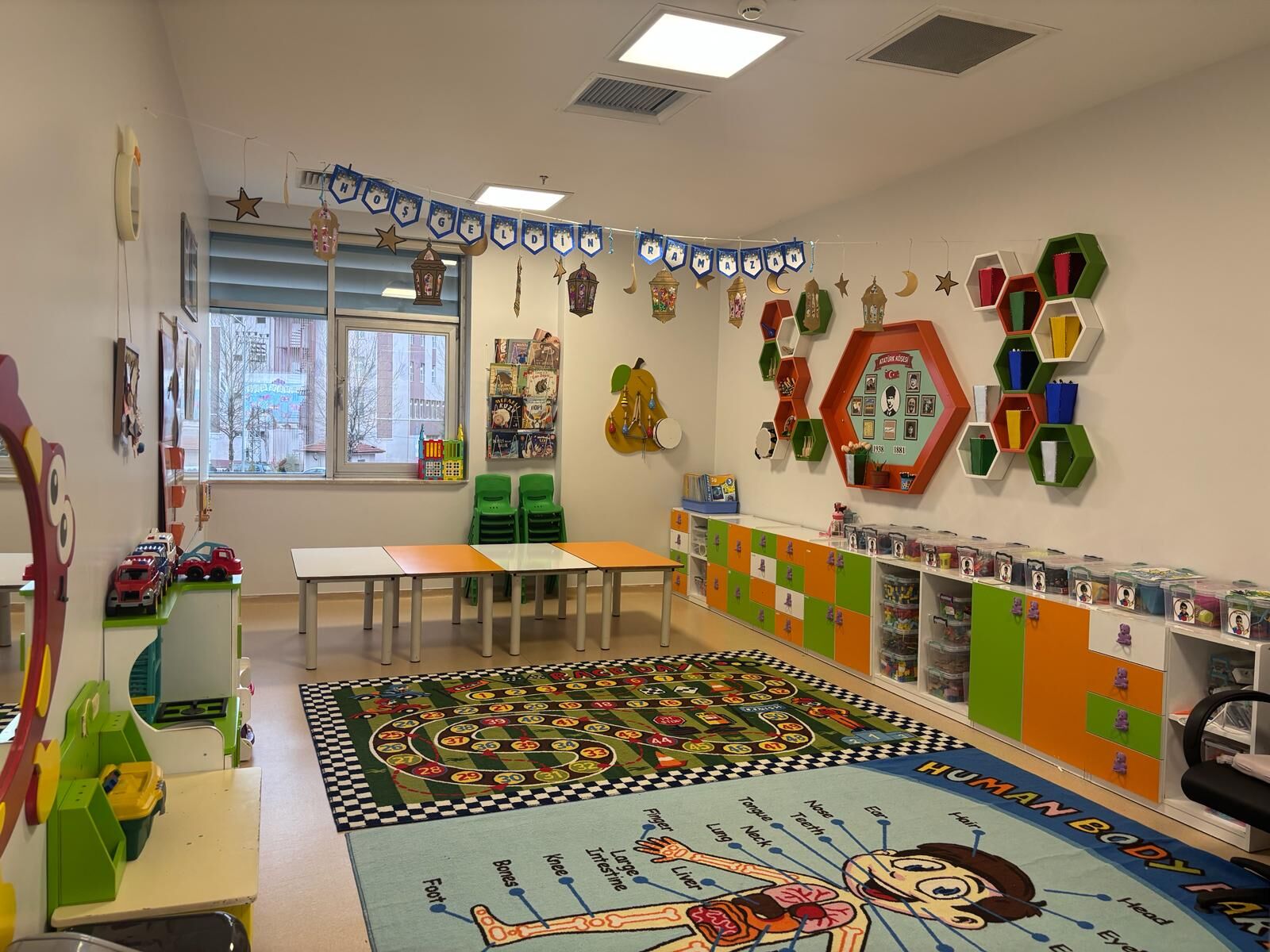 Df1D9C57 9858 49F9 97Ef A40A43A2Fb52