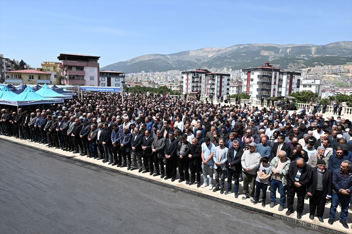 62Ea3E994B94A36B725B1Cce148B62A7-1