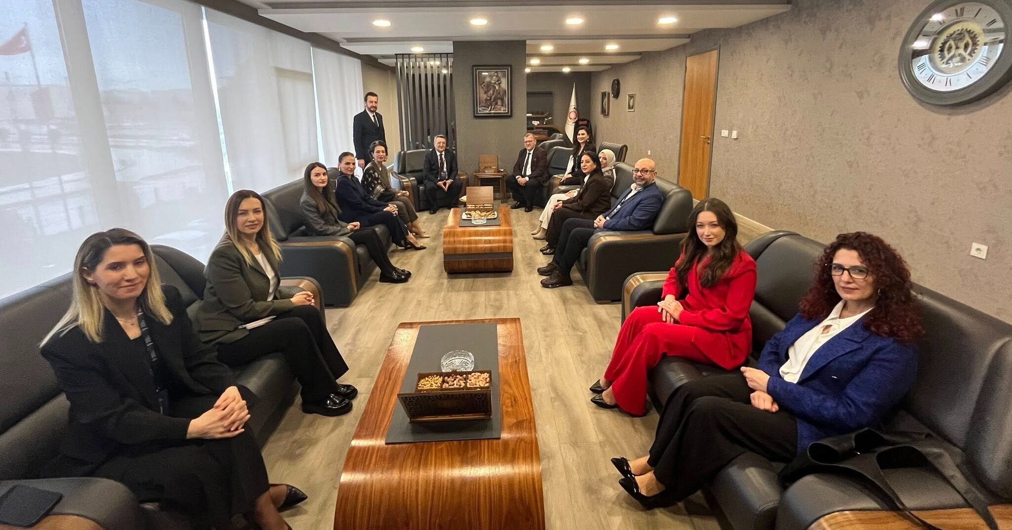 666679913 1592917542834573 482120533410304302 N