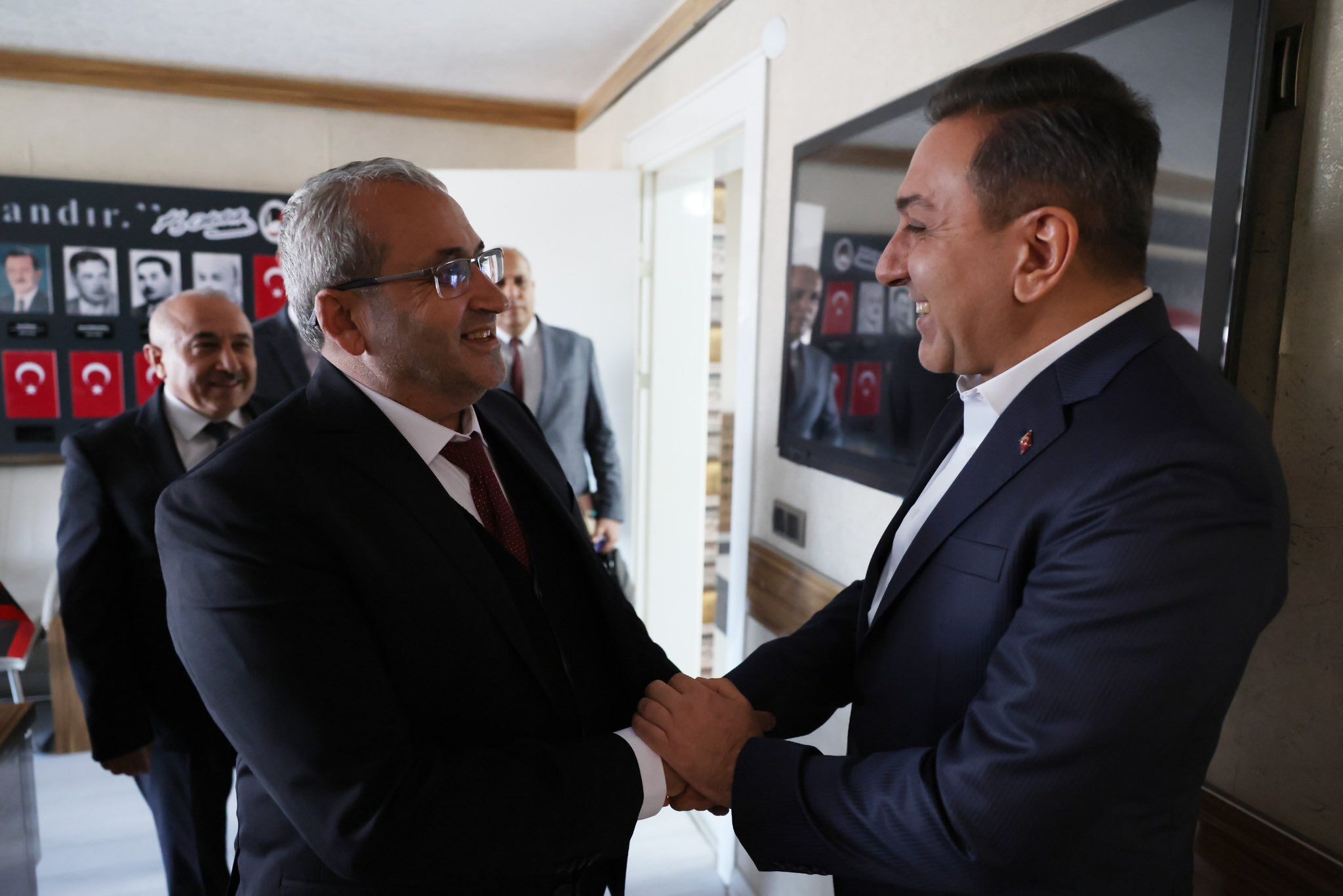 669607252 122164785164706748 1071395686479924256 N-2