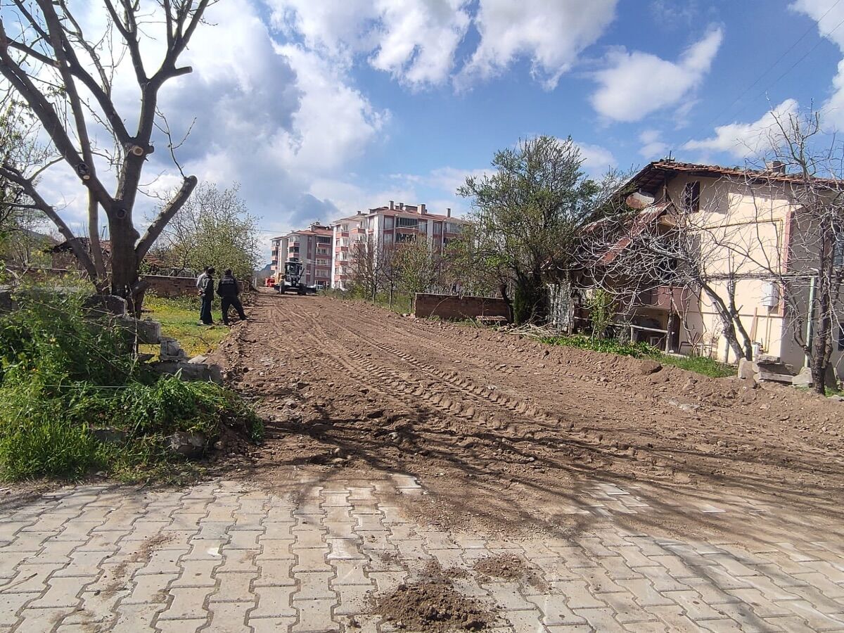 670266806 18456852973109195 3474066989872890847 N