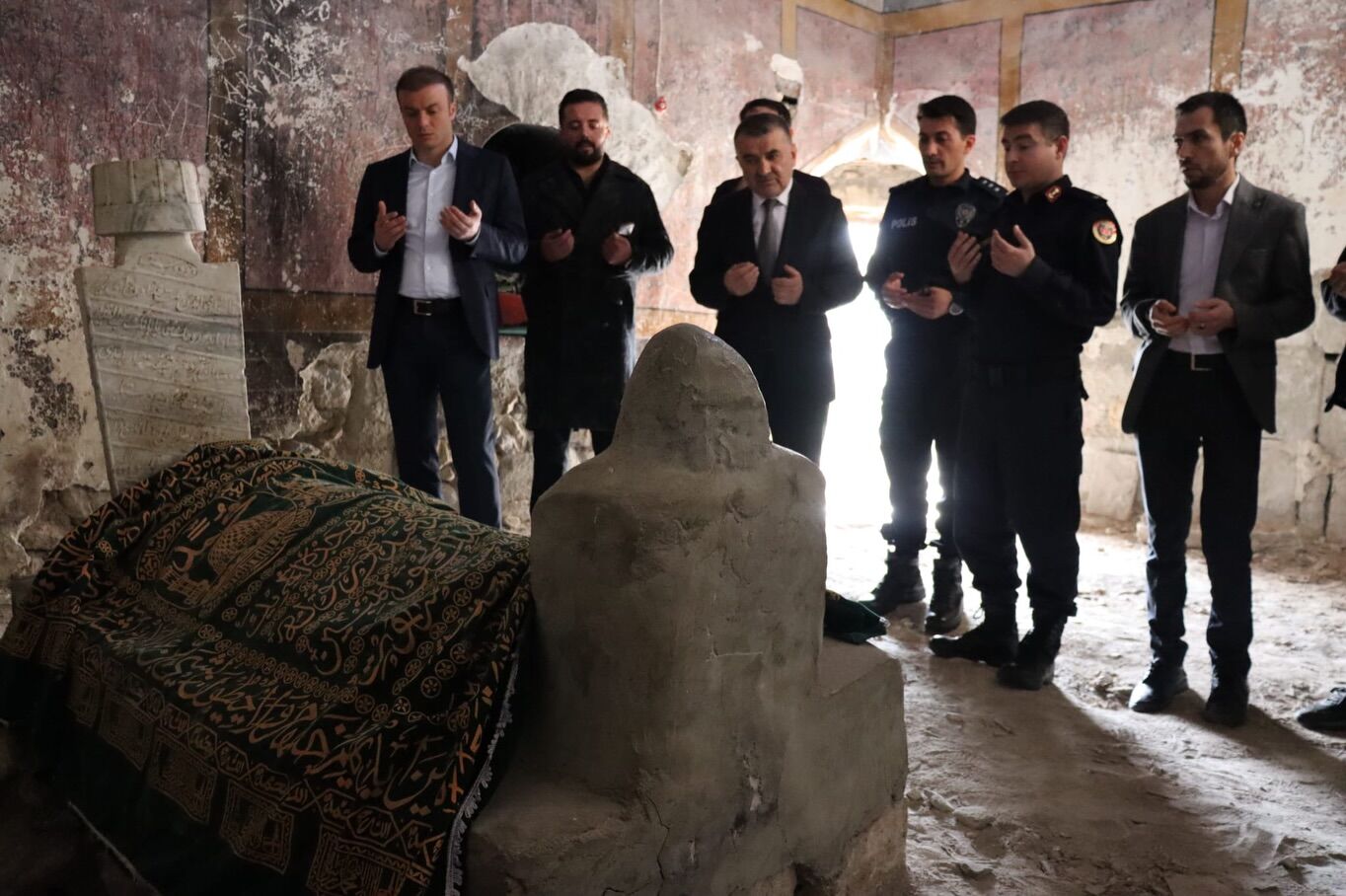 670547164 18347455069215658 684160686212952528 N