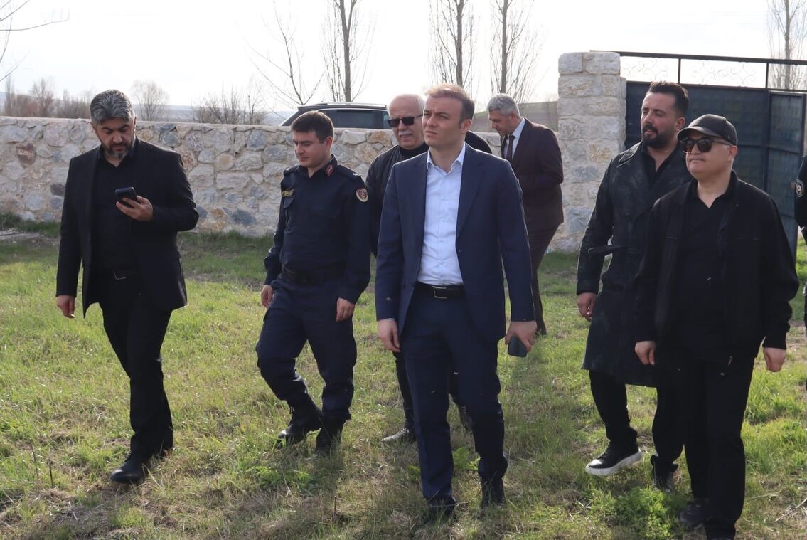 670854397 18347455015215658 4055710231356623901 N