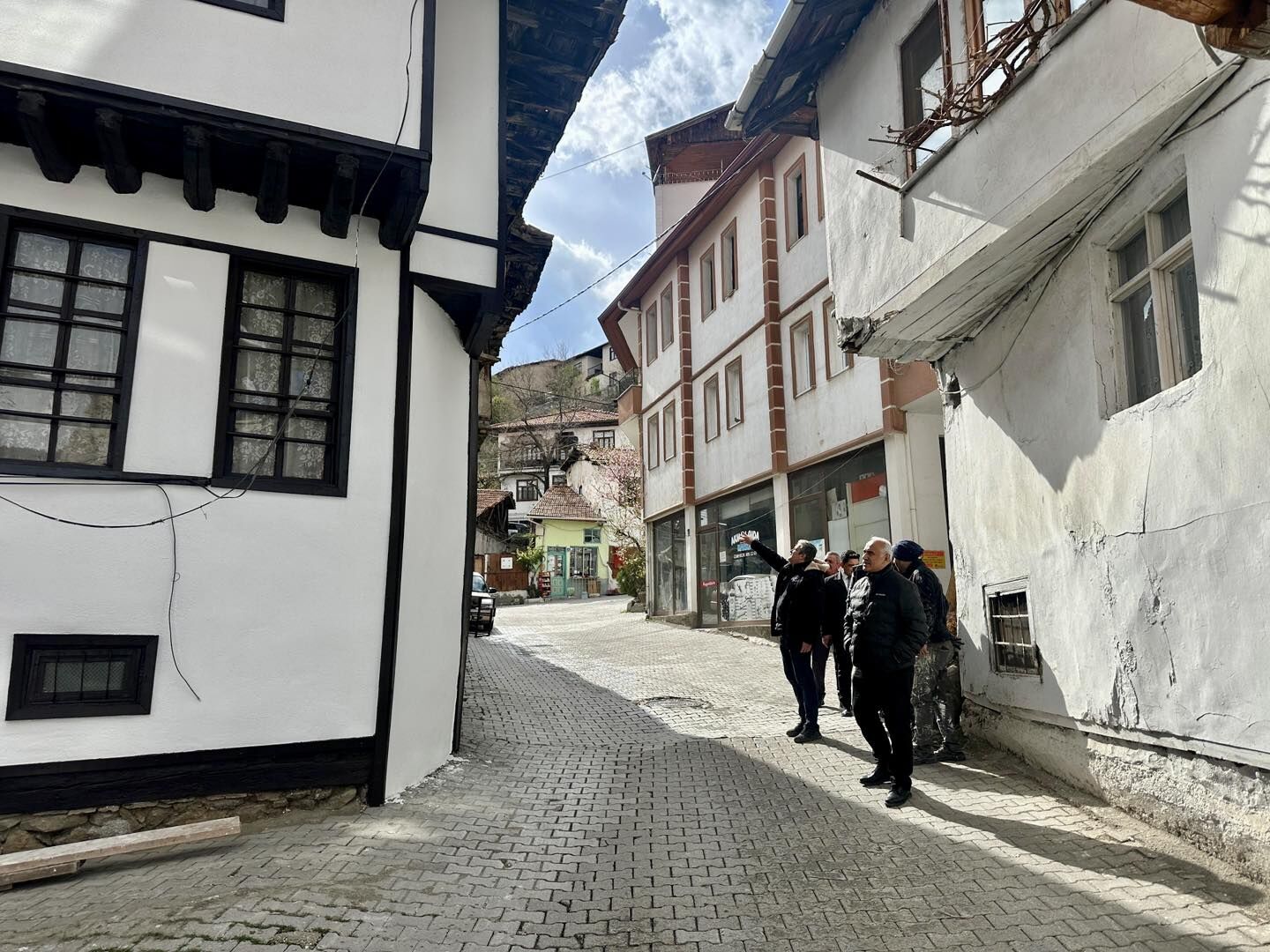 671129921 1383845680450870 5321564099670174149 N