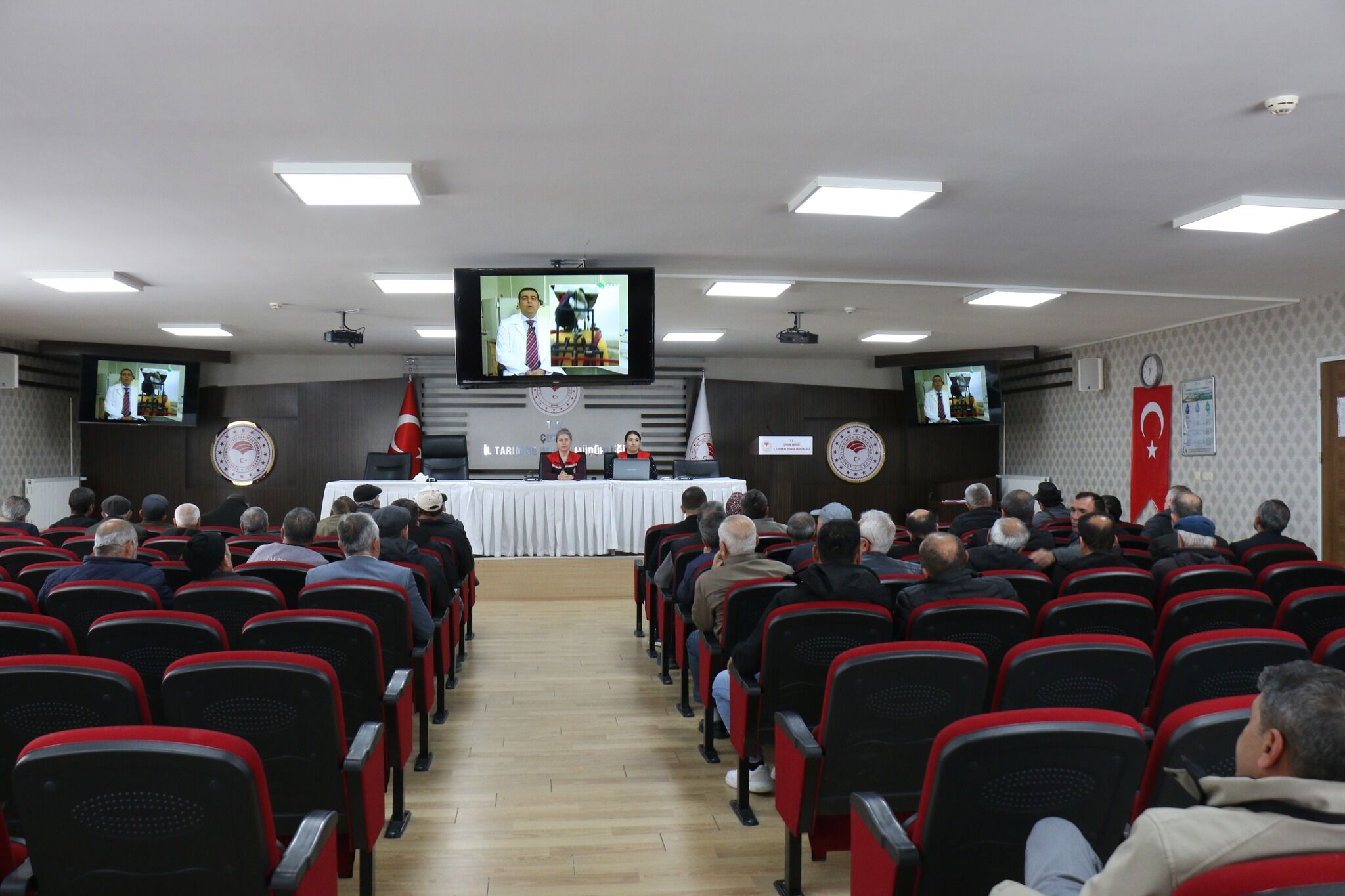 677928263 122231422442108366 1366373467525643392 N