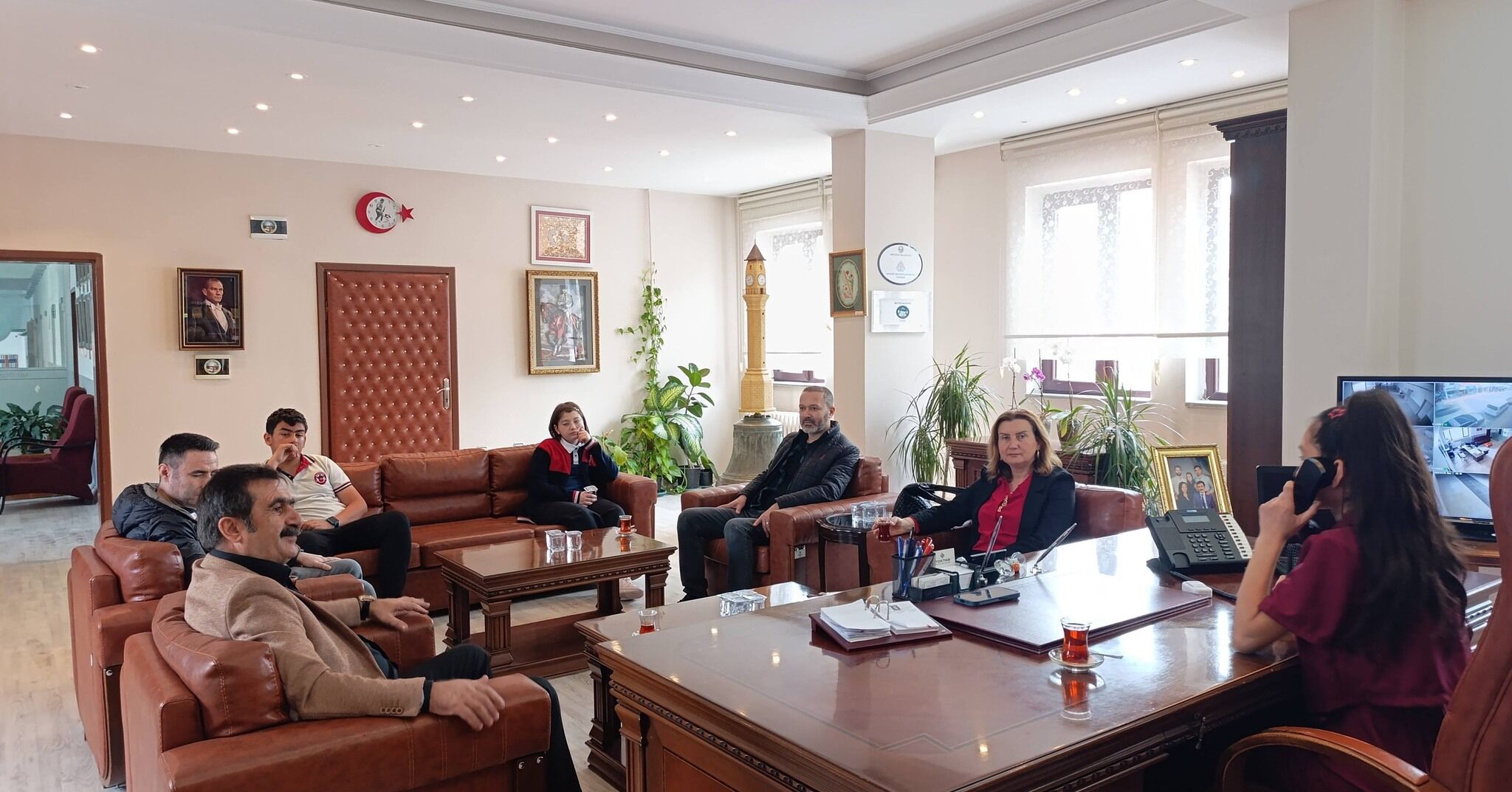 678523036 1604942718298722 3988990992495635854 N