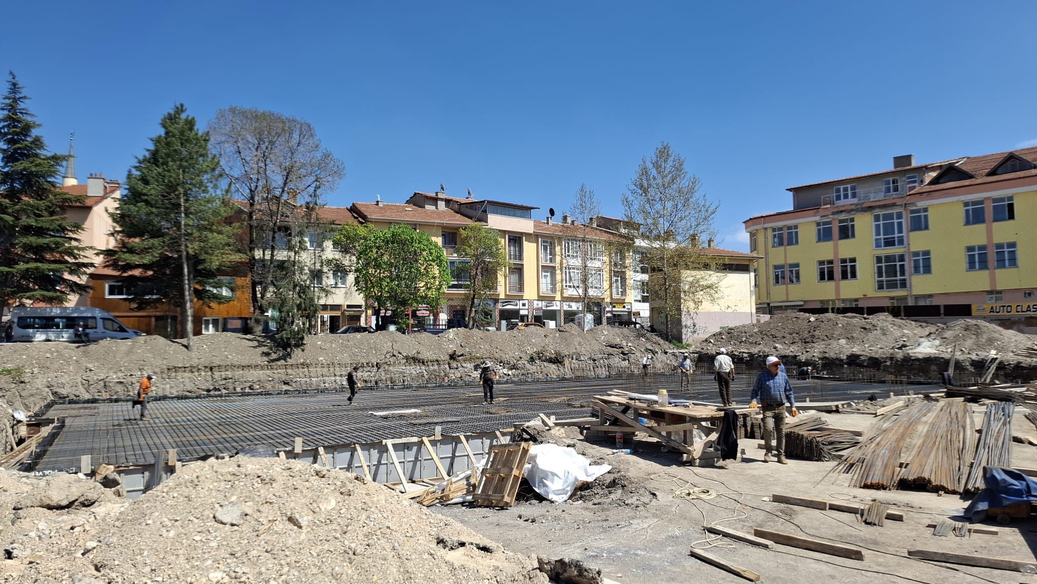 679030319 122165983850706748 7561324646197196754 N