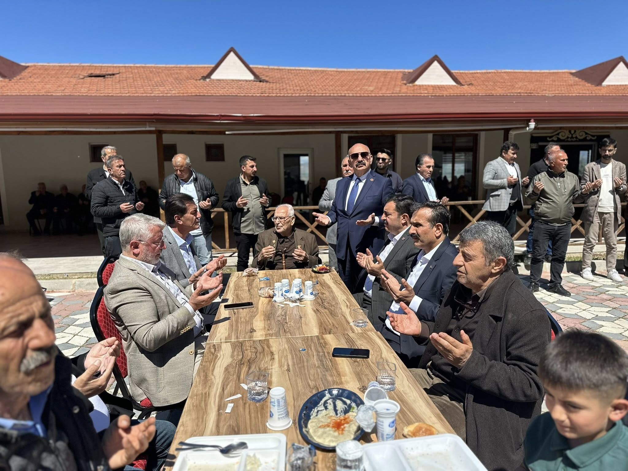 680647799 1607553858037608 5451815218698850569 N