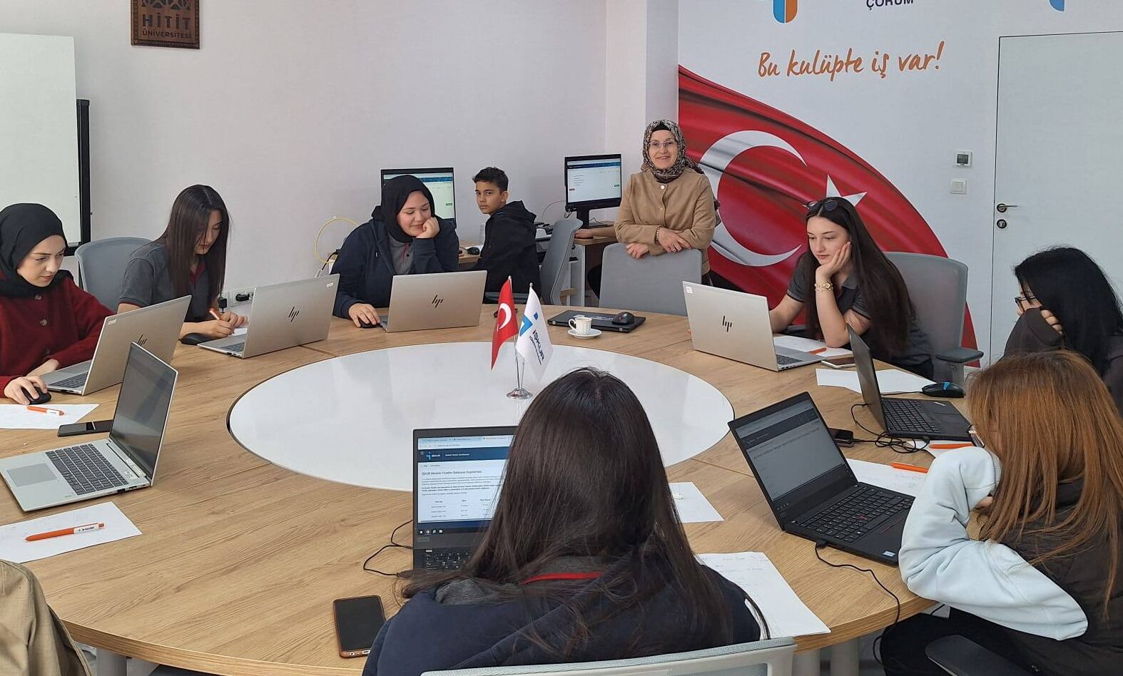 682254278 1610332127759781 3355400994958129985 N