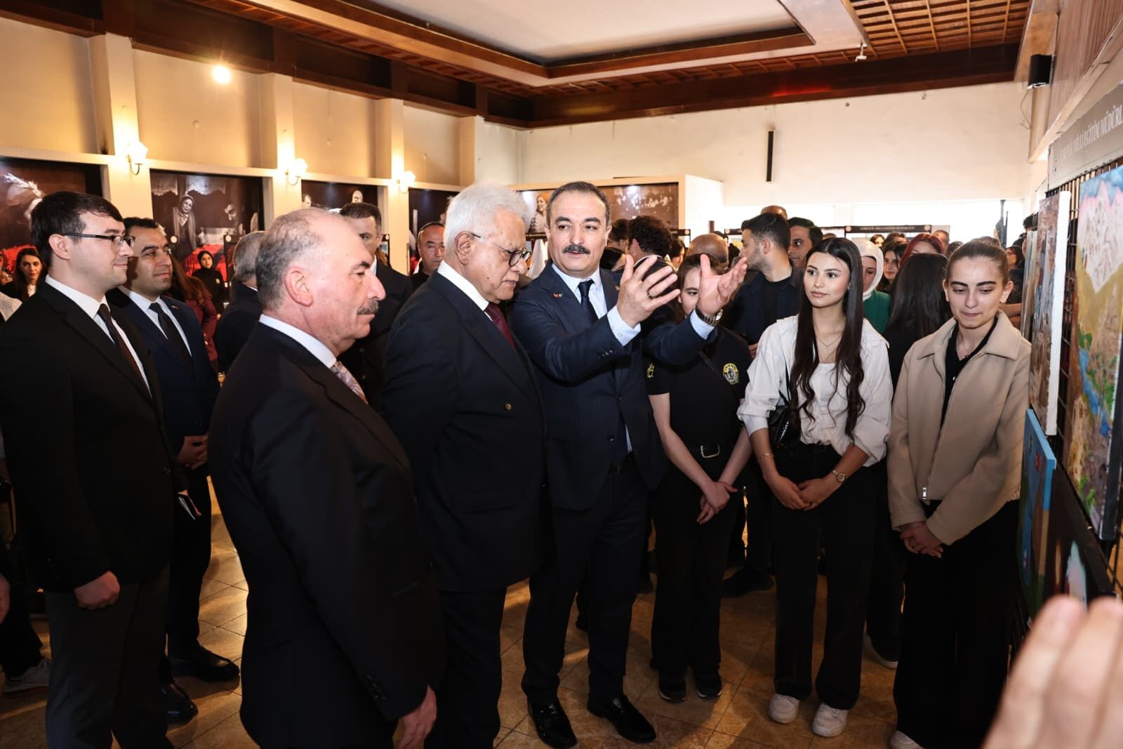 684308336 122166079034706748 2359660845567376300 N