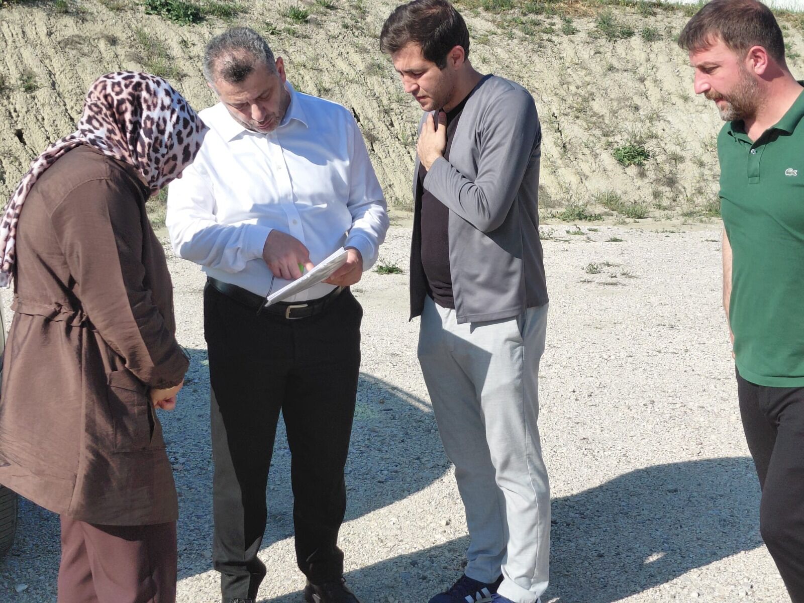 686448156 1372889748217640 3890327474093386364 N