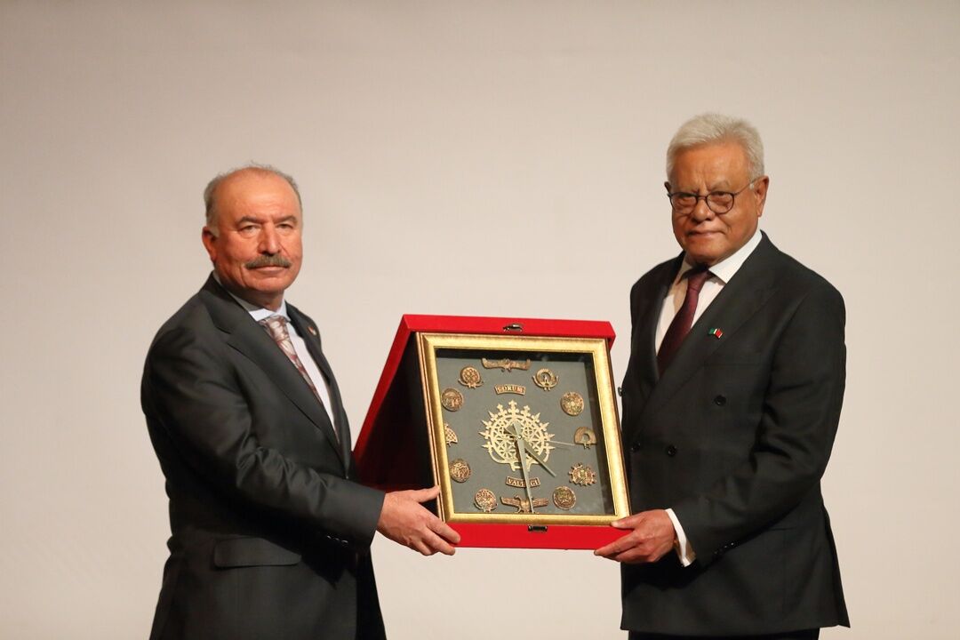 A A 20260427 41226554 41226551 C O R U M D A P A K I S T A N I N A N K A R A B U Y U K E L C I L I G I T A R A F I N D A N C H U G H T A I S A N A T O D U L L E R I T O R E N I D U Z E N L E N D I