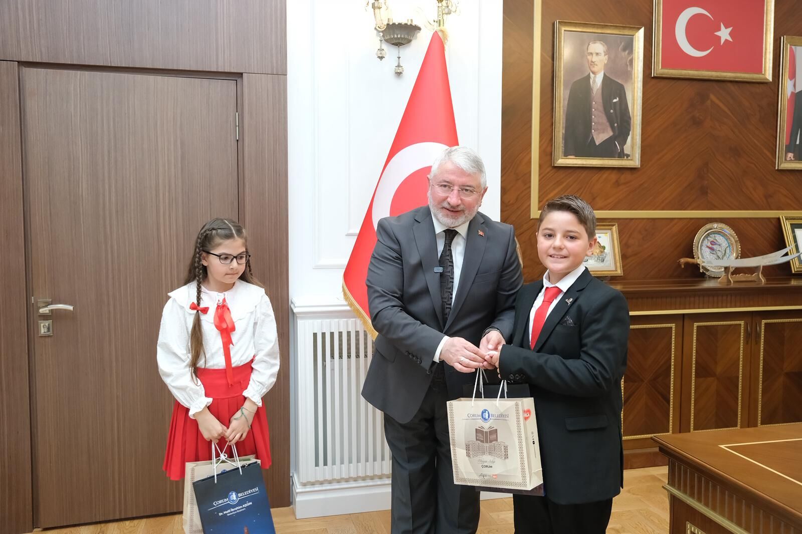 Başkanlık Koltuğu Çocuklara Emanet (7)