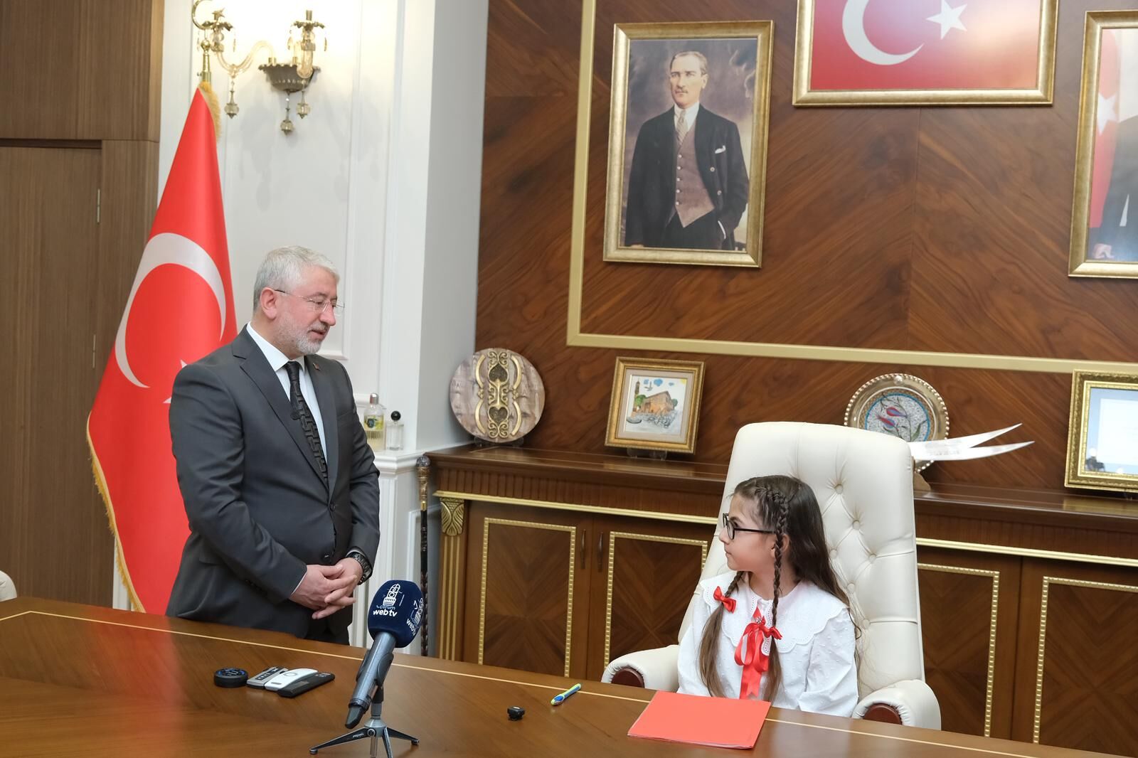 Başkanlık Koltuğu Çocuklara Emanet (9)