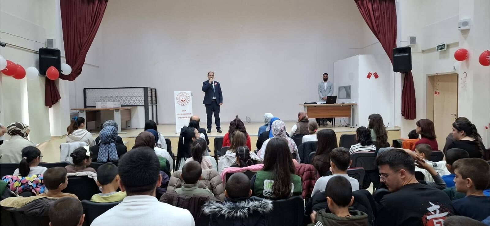 Çocuk Evleri̇nde Renkli̇ Görüntüler (3)