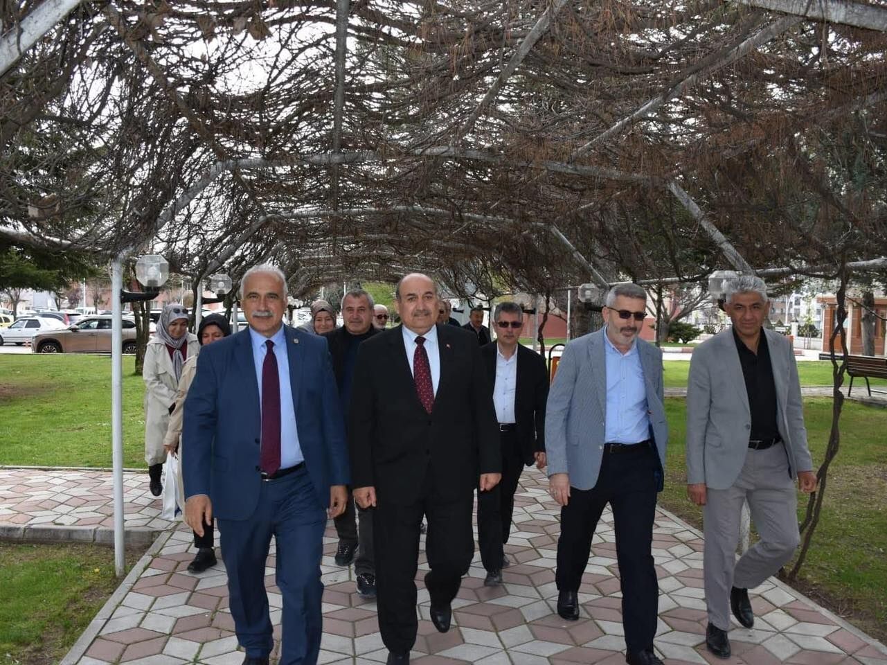 İski̇li̇p’ten Duran Biyik’a Hayirli Olsun Zi̇yareti̇ (3)