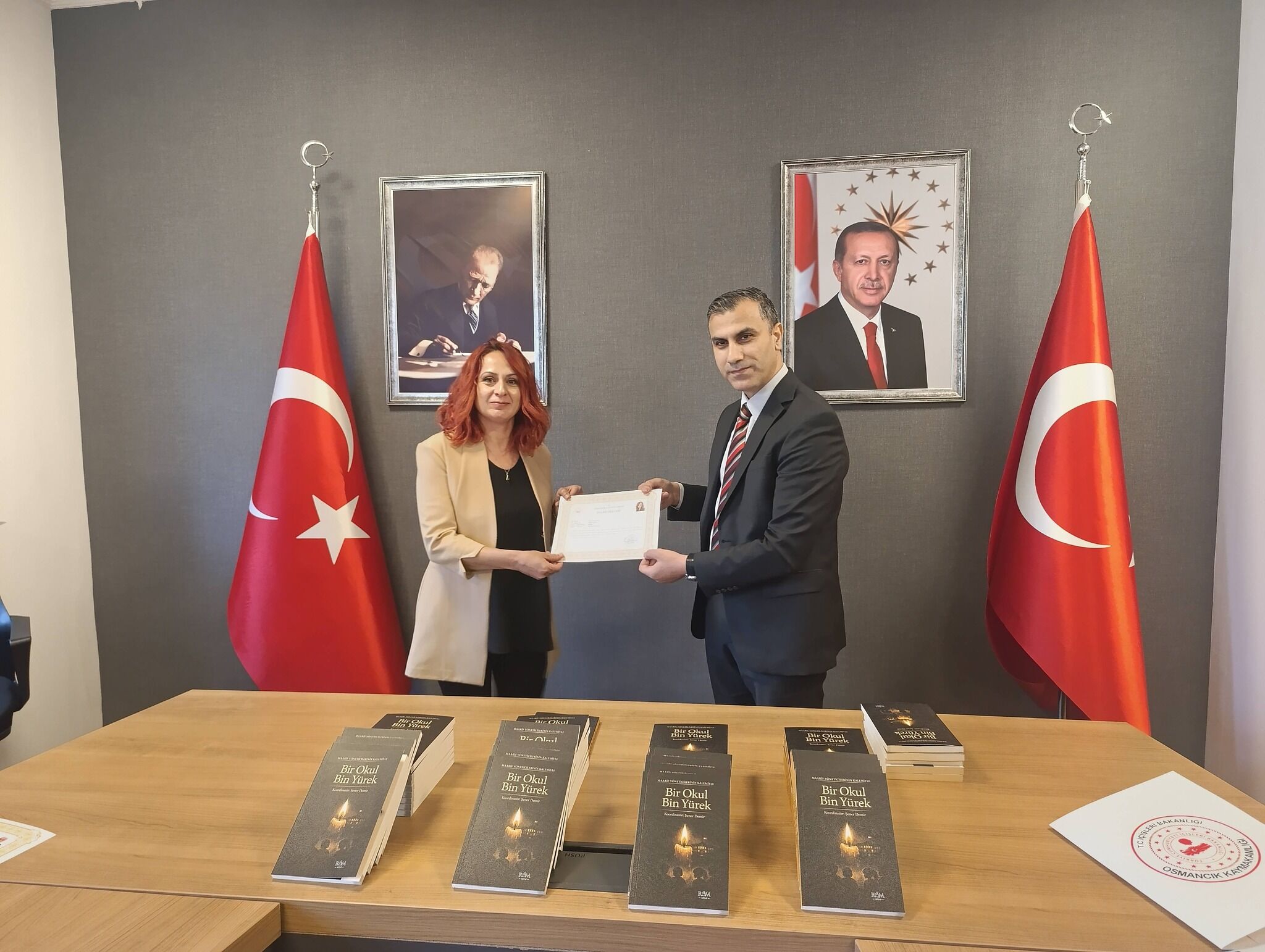 Osmancik’ta Eği̇ti̇m Yöneti̇ci̇leri̇nden Anlamli Eser “Bi̇r Okul Bi̇n Yürek” Raflarda (1)